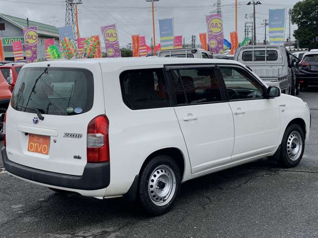 Toyota Succeed Van 5