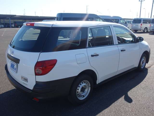 Nissan AD 8
