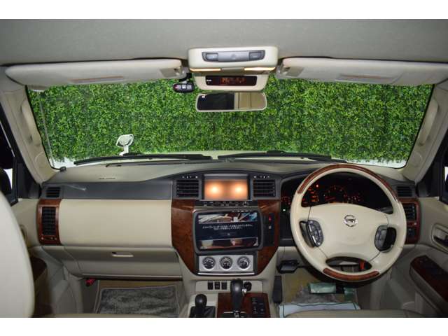 Nissan Safari 2