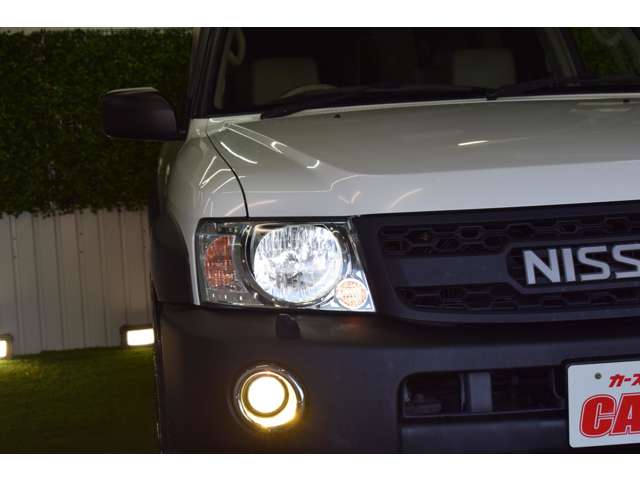 Nissan Safari 4