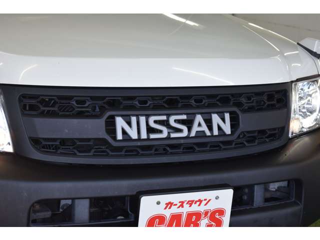 Nissan Safari 6