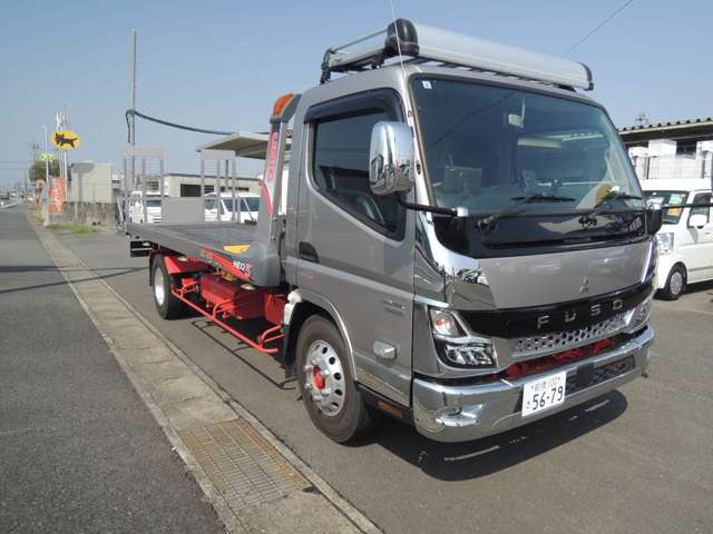Mitsubishi Fuso Canter 4