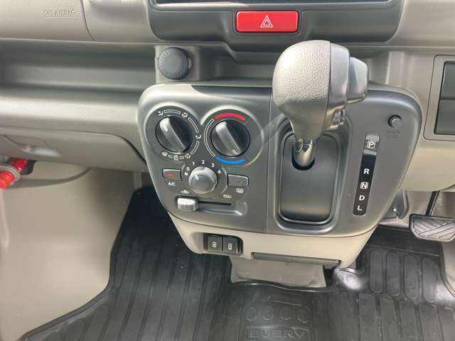 Suzuki Every 11
