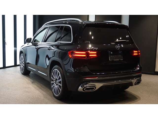 Mercedes-Benz GLB 8