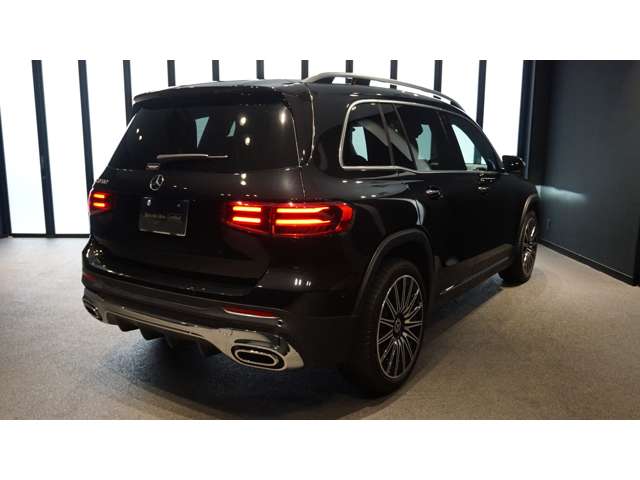 Mercedes-Benz GLB 10