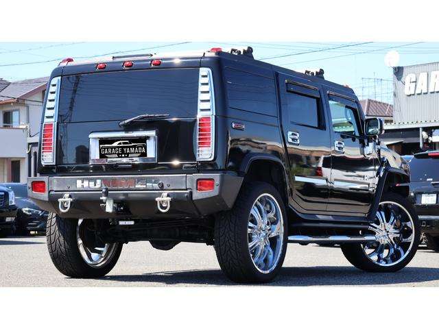 Hummer H2 8