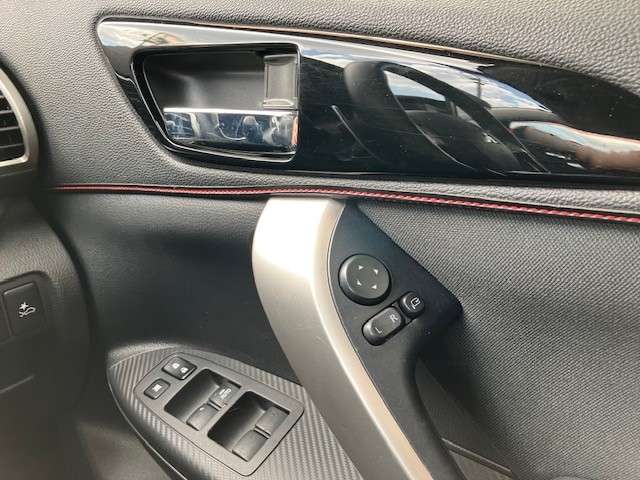 Mitsubishi Eclipse Cross 9