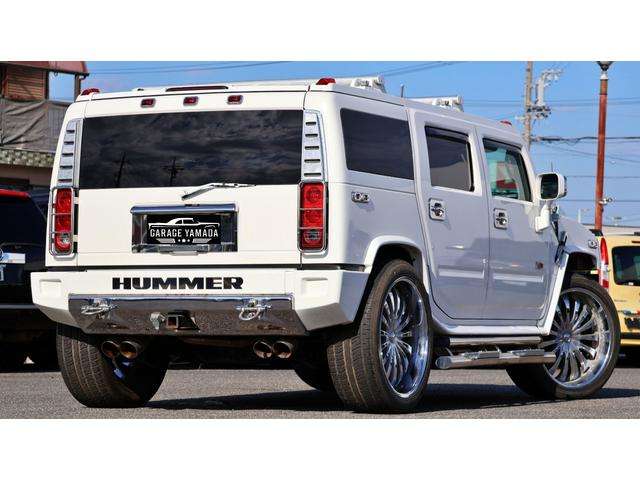 Hummer H2 8