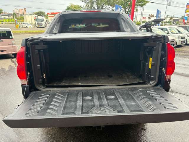 Chevrolet Avalanche 12