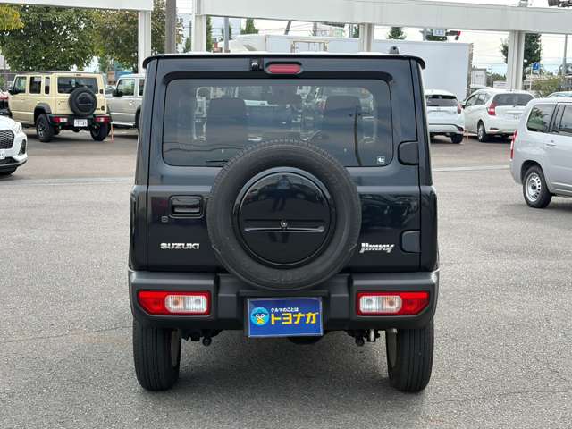 Suzuki Jimny 6