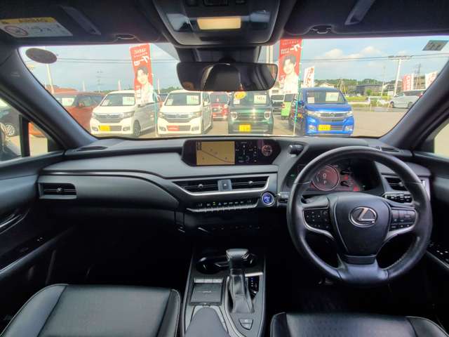 Lexus UX 4