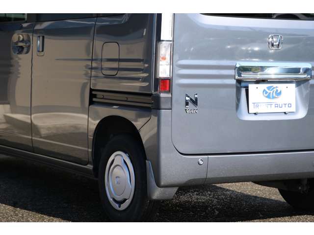 Honda N-VAN 9