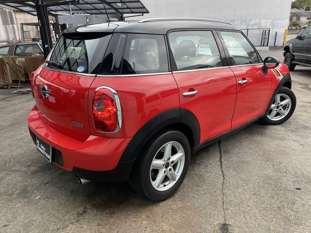 MINI Crossover 6