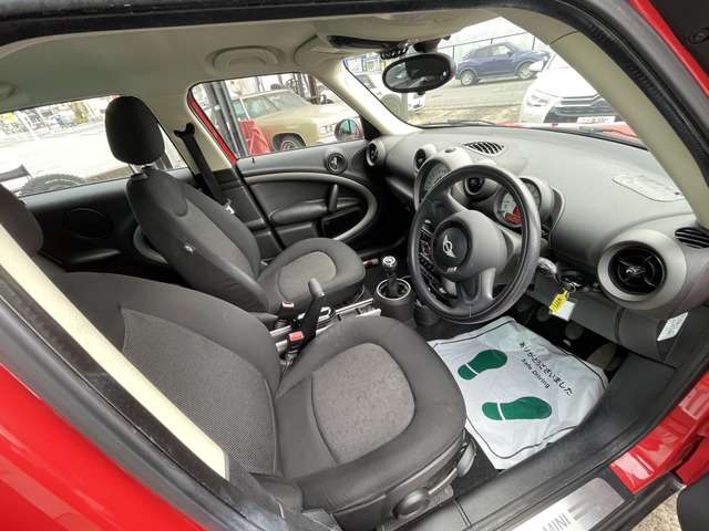 MINI Crossover 9