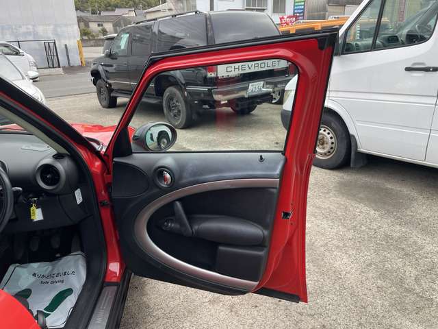 MINI Crossover 10