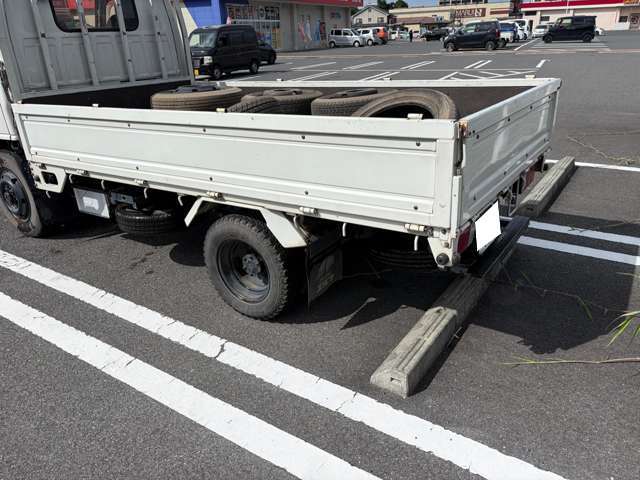 Isuzu Elf 5
