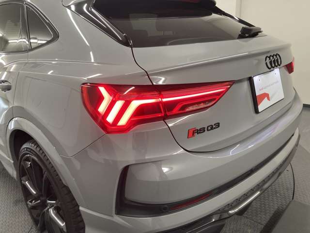 Audi RS Q3 Sportback 11