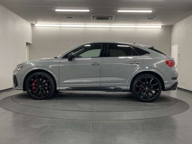 Audi RS Q3 Sportback 5