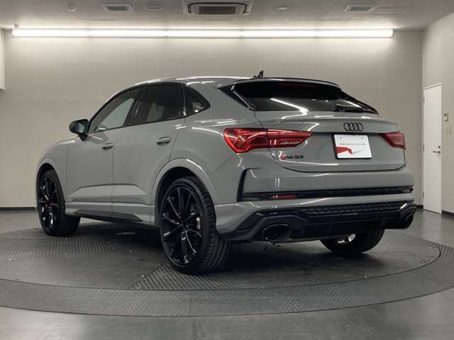 Audi RS Q3 Sportback 8