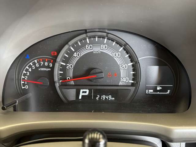Nissan NV100 Clipper 10