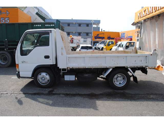 Isuzu Elf 11