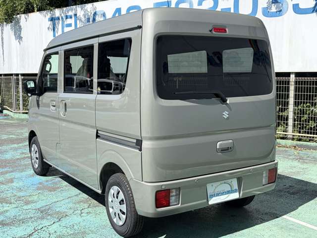 Suzuki Every 11