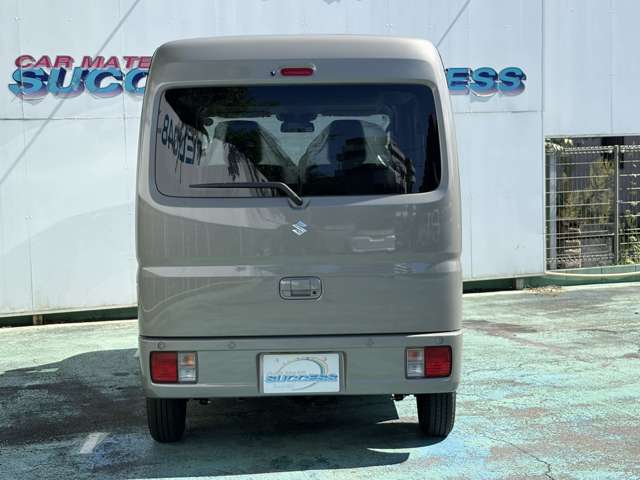 Suzuki Every 12