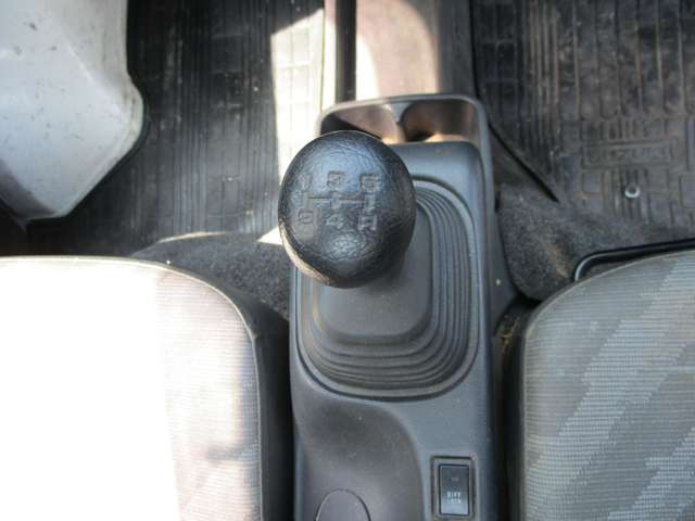 Suzuki Carry 12