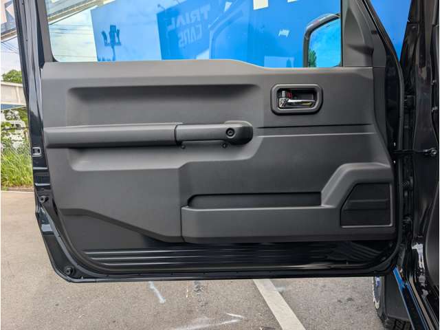 Suzuki Jimny 10