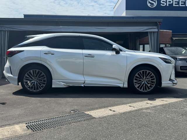 Lexus RX 7