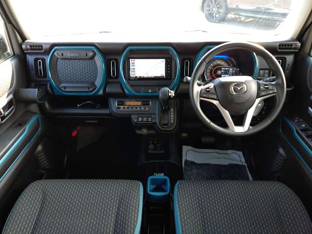Mazda Flair Crossover 12