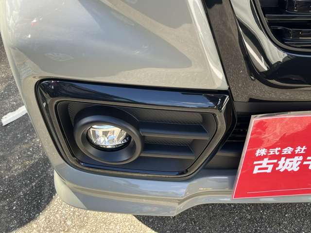 Suzuki Spacia Base 9
