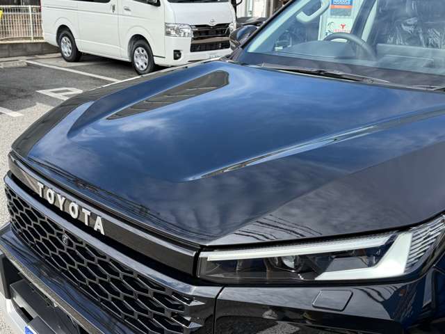 Toyota Hilux 8
