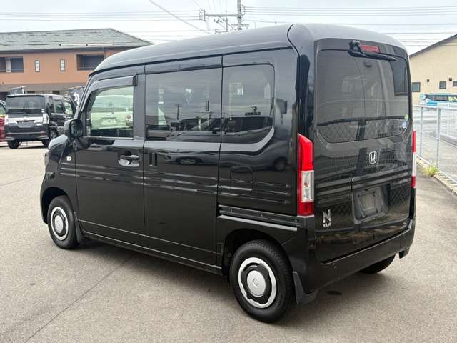 Honda N-VAN 9