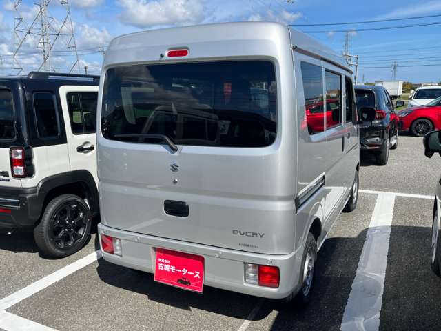 Suzuki Every 8