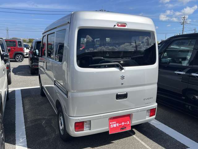 Suzuki Every 9