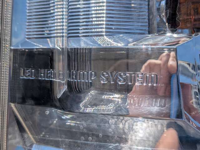 Toyota Hiace Van 6