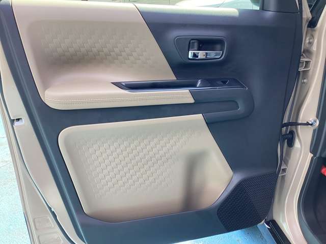 Mitsubishi Delica Mini 9