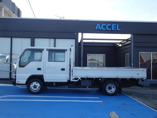 Isuzu Elf 7