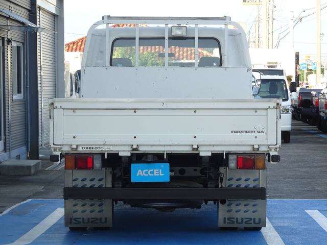 Isuzu Elf 9