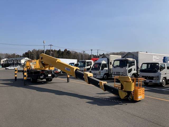 Hino Dutro 11