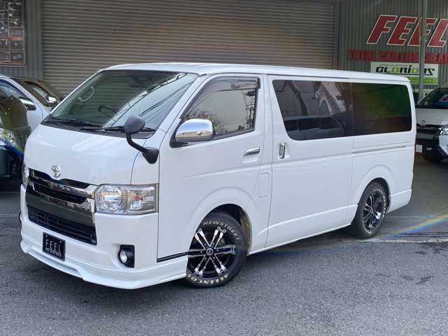 Toyota Hiace Van 2