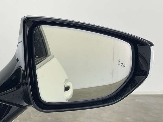 Lexus UX 7