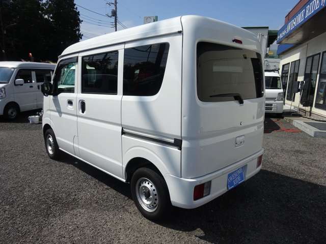 Nissan NV100 Clipper 9