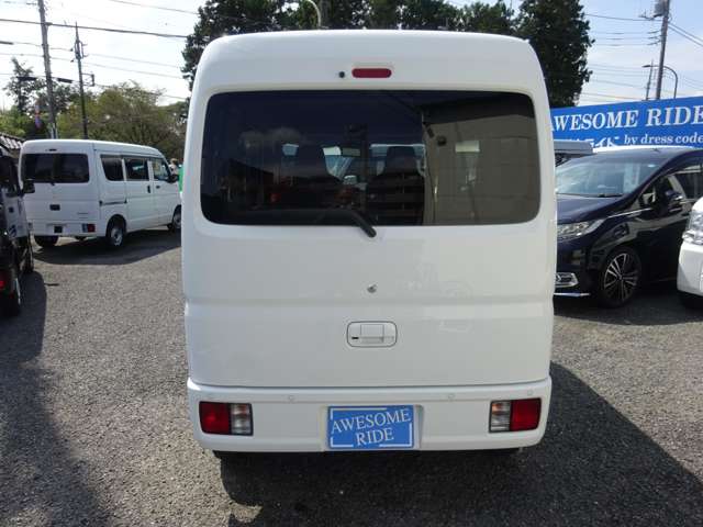 Nissan NV100 Clipper 10