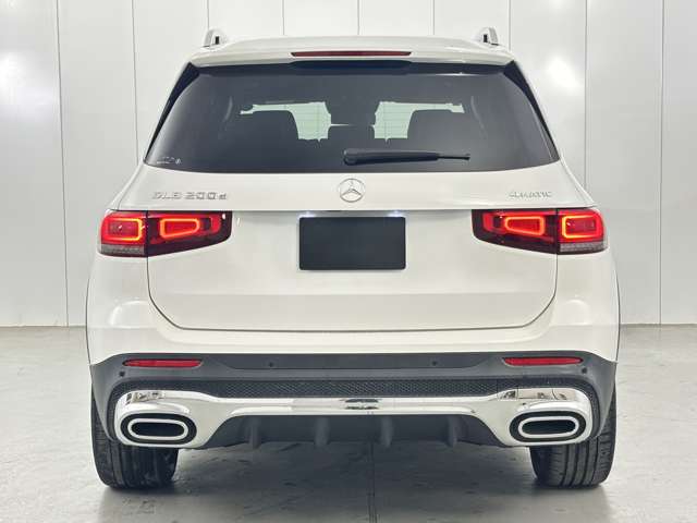 Mercedes-Benz GLB 10