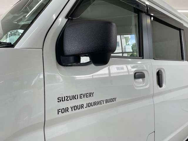 Suzuki Every 4