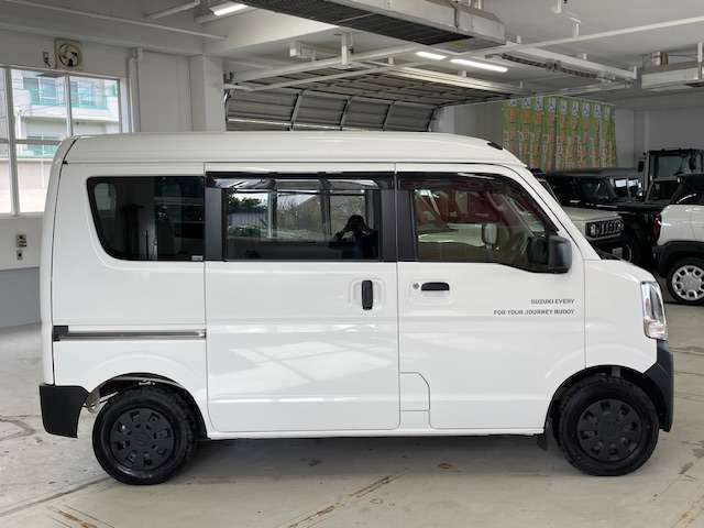 Suzuki Every 7