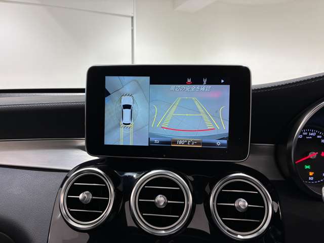 Mercedes-Benz GLC 11