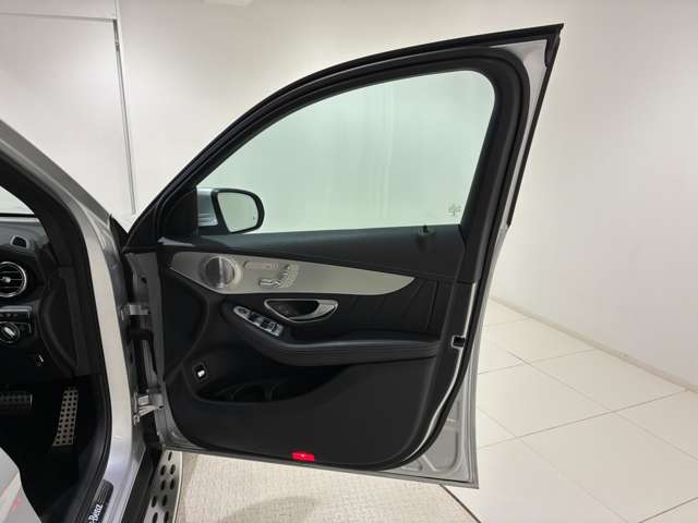 Mercedes-Benz GLC 7